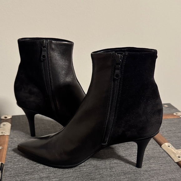 Authentic Rag & Bone Black Ankle Boots - Picture 5 of 12